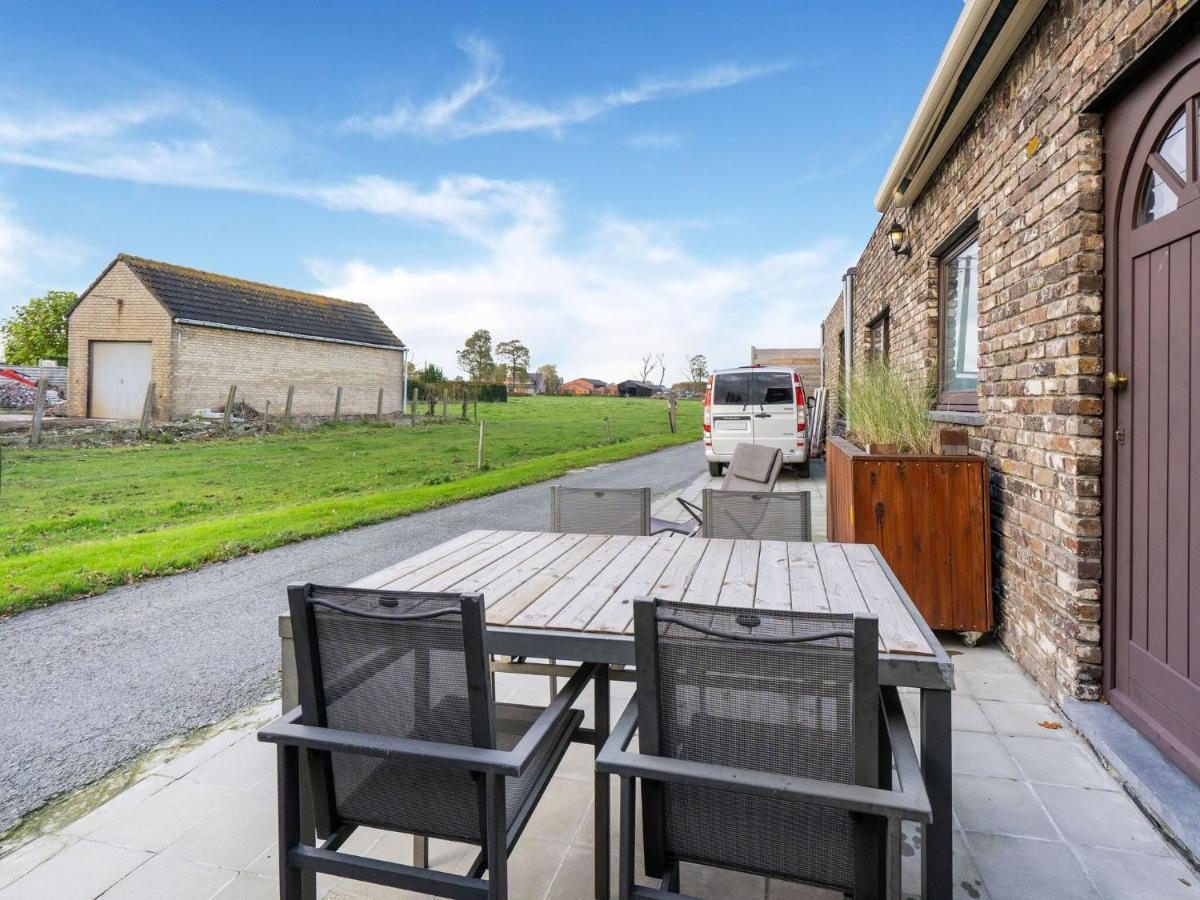 Tasteful Holiday Home In Loppem With Jacuzzi Exterior photo